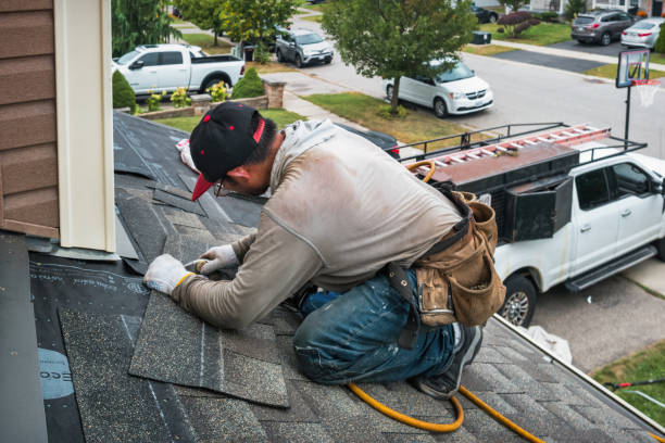 Professional Roofing technician working in Rosendale, MO